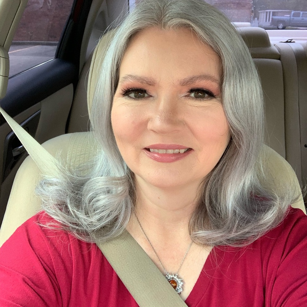 Meet your Posher, Pamela